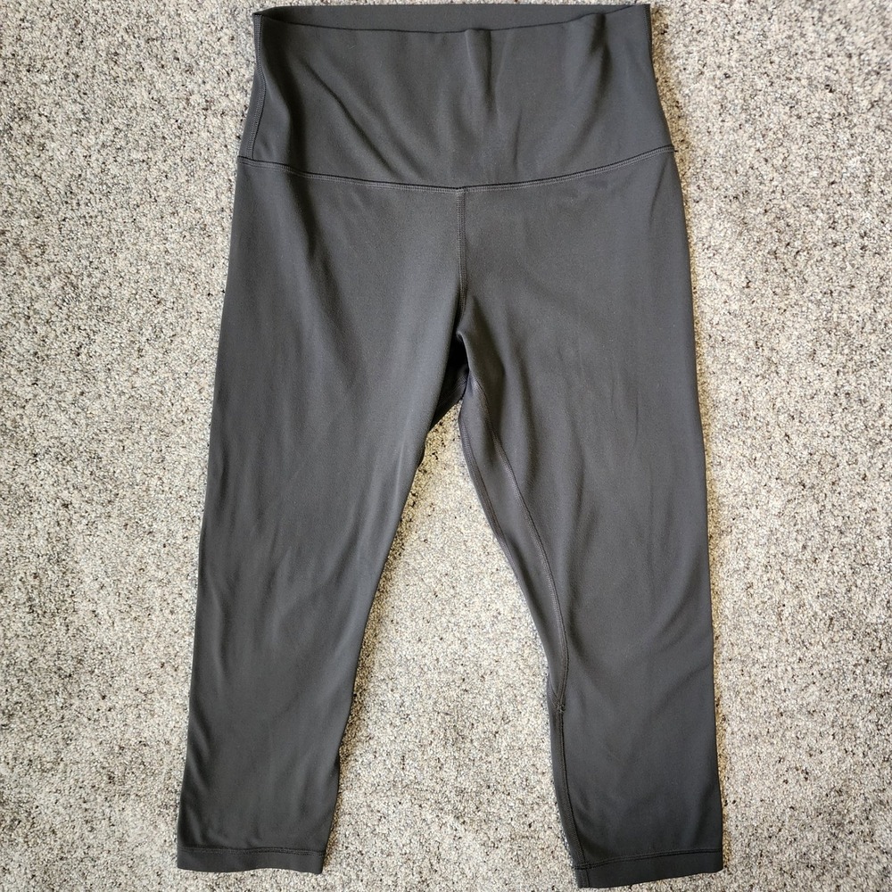 Lululemon Align High-Rise Crop 21" Women Size 8 Graphite Grey Nulu Gym Excellent